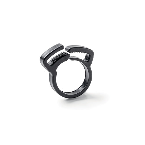 Abrazadera “sujetatubo”